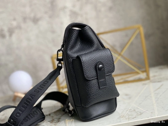VUITTON LOUIS CHRISTOPHER XS 0717